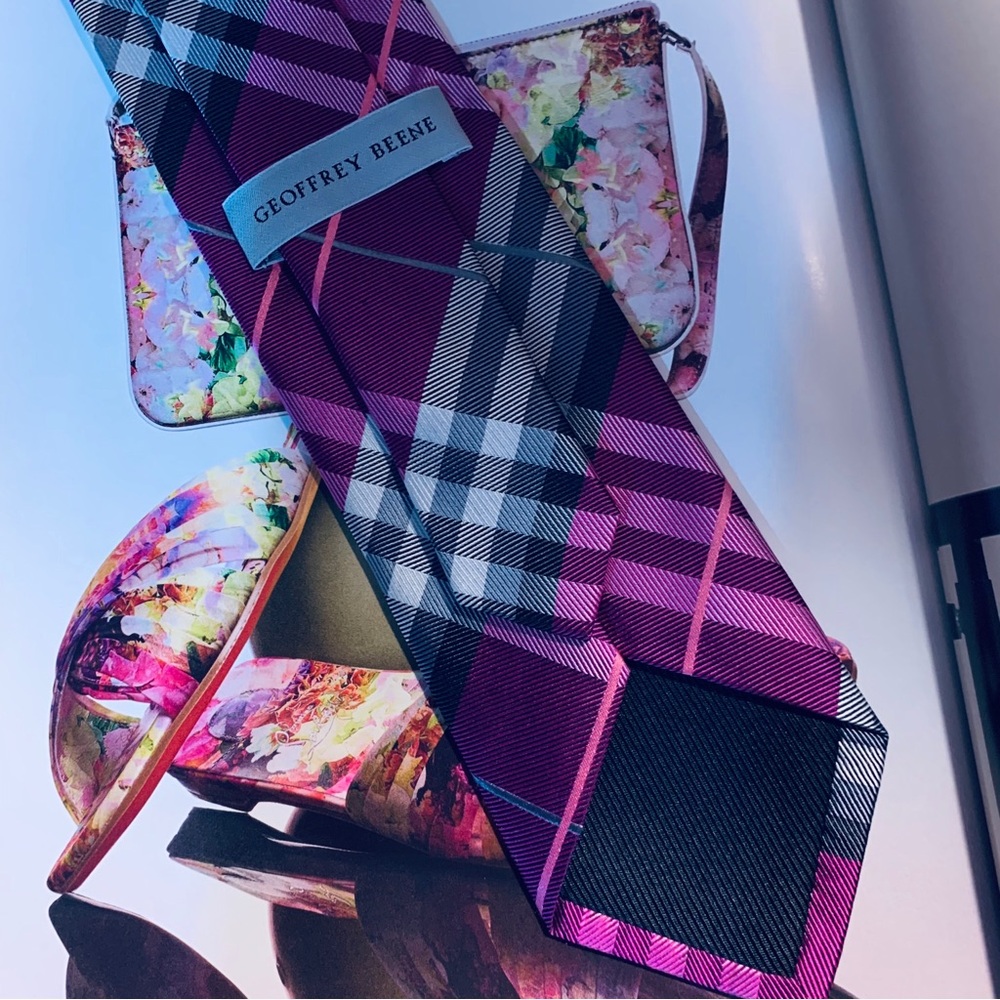 GEOFFREY BEENE MEN’S COLORFUL PLAID HANDMADE SILK TIE SPECIAL EVENT SILK NECKTIE
